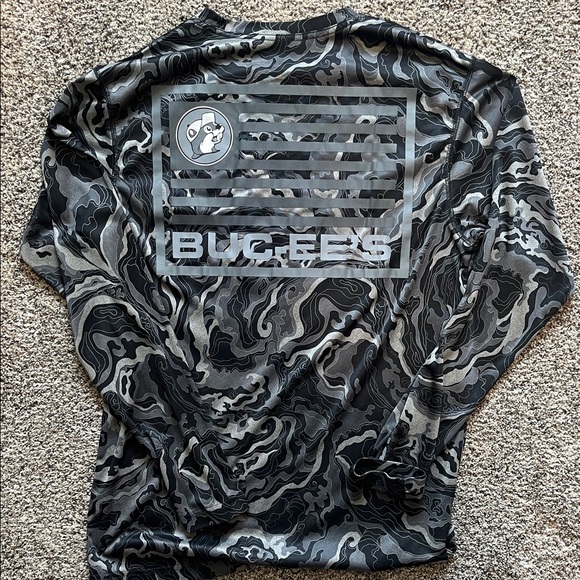 BUC-EE'S Men's Long Sleeve Performance Tee - Black Gray Swirl - Picture 4 of 5